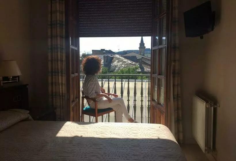 Habitació Estàndard Individual amb Balcó, Hostal Santa Maria