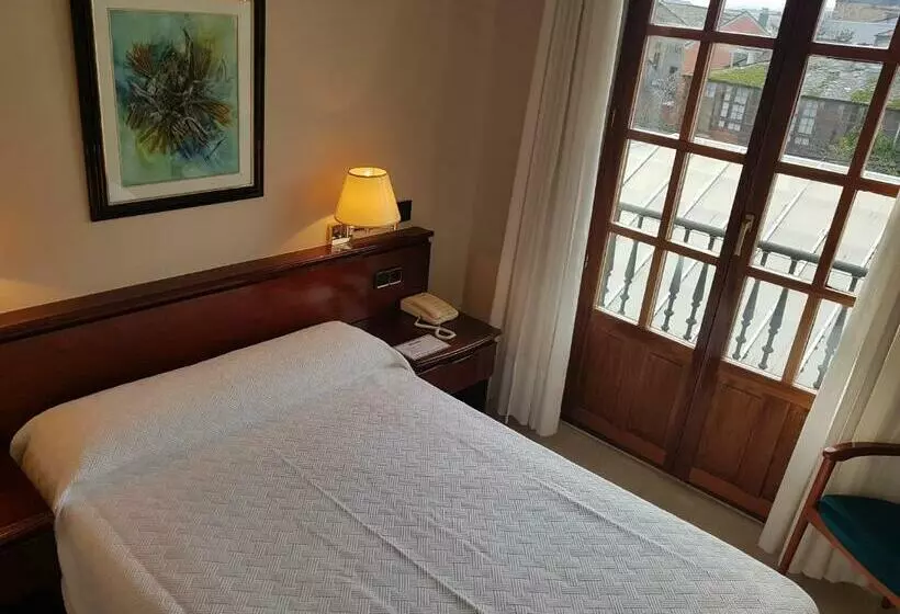 Habitació Estàndard Individual amb Balcó, Hostal Santa Maria