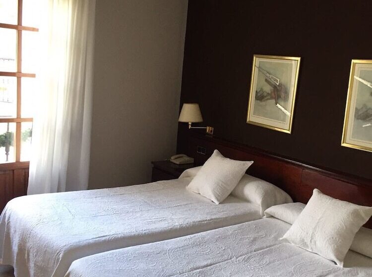 Номер Стандарт, Hostal Santa Maria