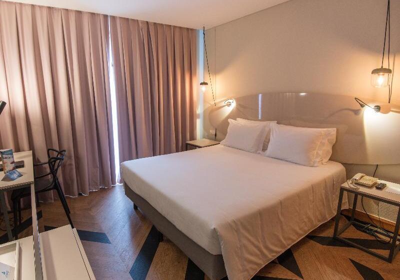 Номер Стандарт Трехместный, Hostal Santa Maria