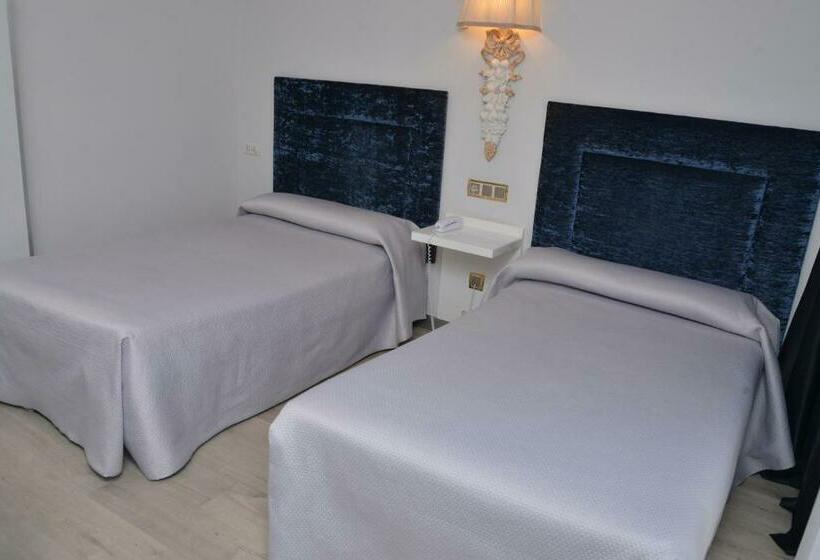 غرفة قياسية, Artheus Carmelitas Salamanca