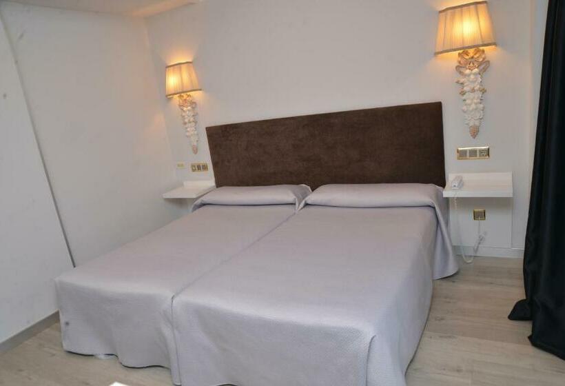 غرفة قياسية, Artheus Carmelitas Salamanca