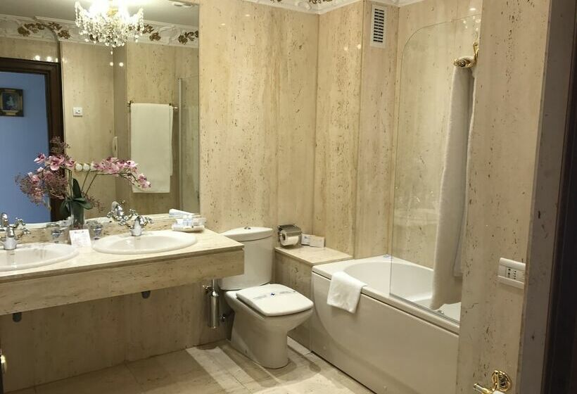 غرفة قياسية, Artheus Carmelitas Salamanca