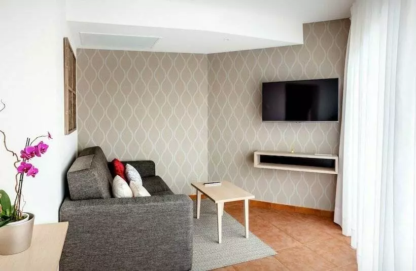 سوئیت با وان آب گرم, Barceló Corralejo Bay - Adults Only