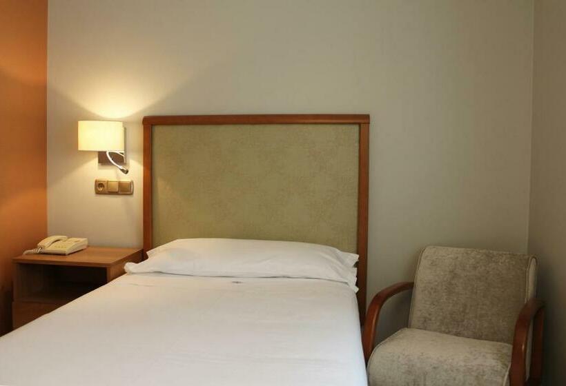 اتاق استاندارد یک نفره, Carreno