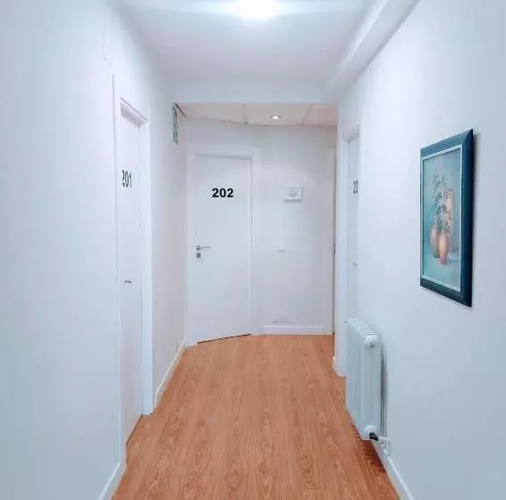 Camera Tripla Basic, Hostal Alto Páramo