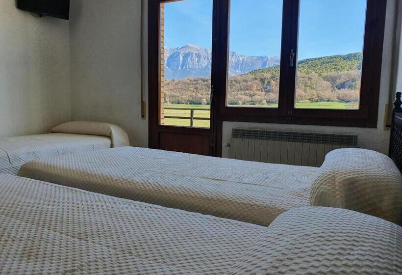 标准三人间, Hostal Apolo Xi