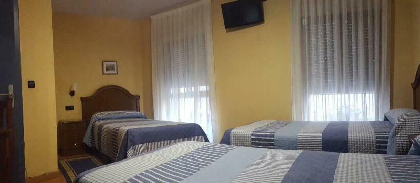 חדר סטנדרט לשלושה, Hostal Guzman El Bueno By Gaiarooms