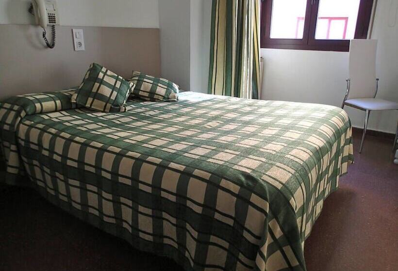 Номер Стандарт, Hostal Palafox