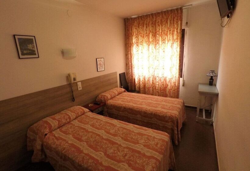 스탠다드 룸, Hostal Palafox