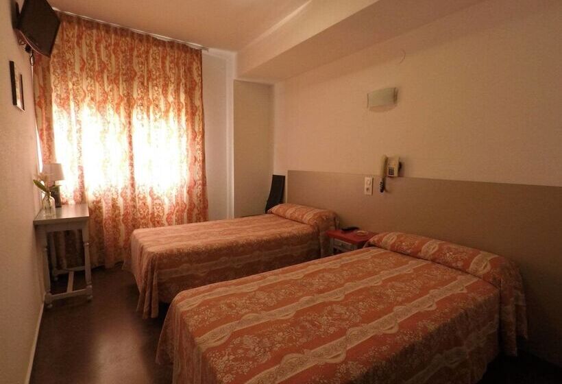 스탠다드 룸, Hostal Palafox