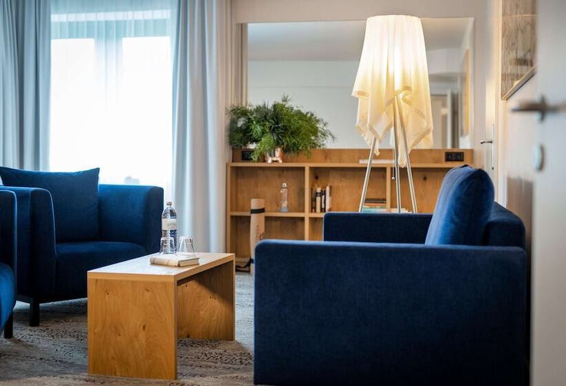 סוויטה, Arcotel Wimberger Wien