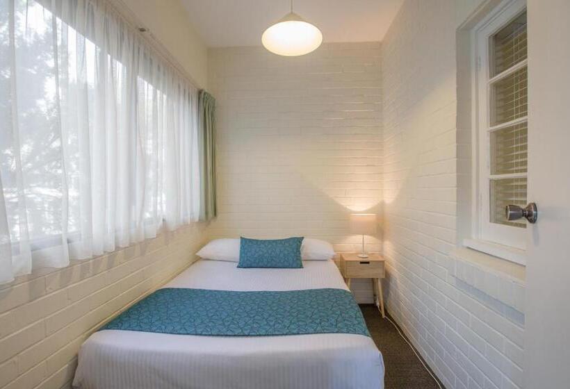 آپارتمان خانوادگی 2 خوابه, Greenways Apartments