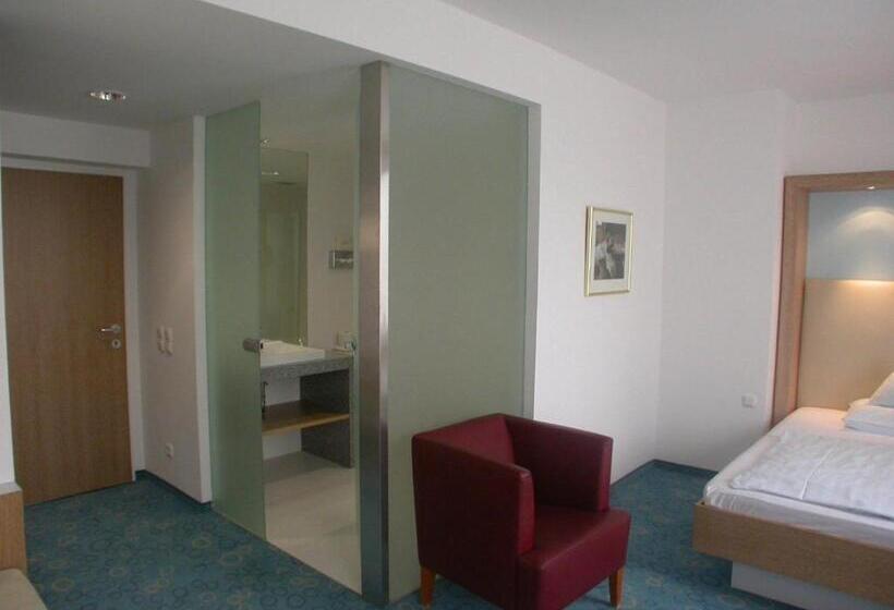 اتاق سوپریور یک تخته, Dom