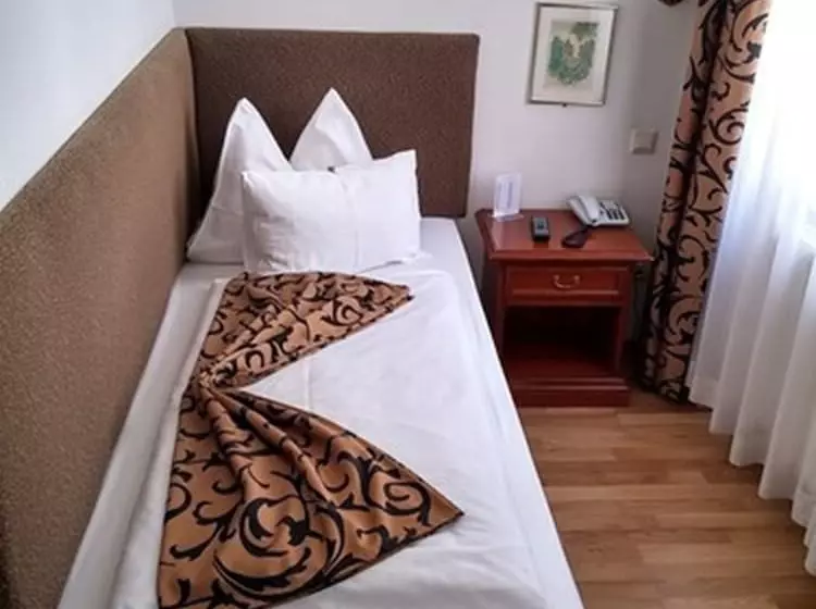 اتاق استاندارد یک نفره, Domizil