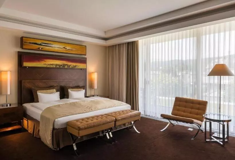 اتاق لوکس, Falkensteiner Schlosshotel Velden – The Leading Hotels Of The World