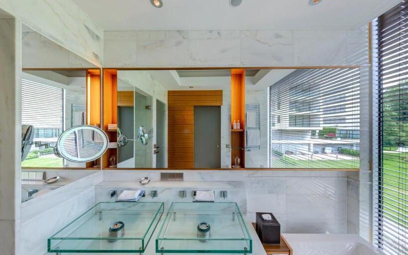 スーペリアージュニアスイート, Falkensteiner Schlosshotel Velden – The Leading Hotels Of The World