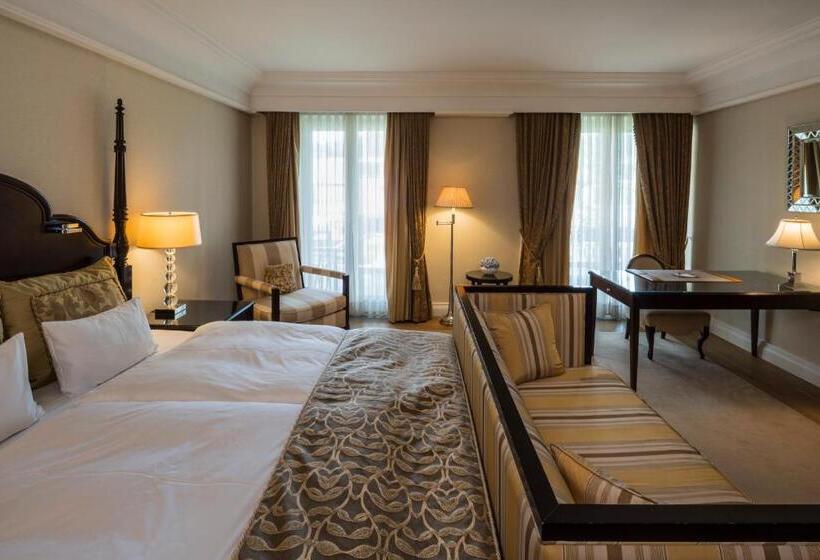 スーペリアールーム, Falkensteiner Schlosshotel Velden – The Leading Hotels Of The World