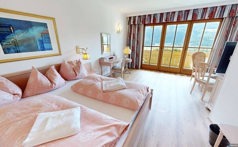 استودیوی پریمیوم, Glocknerhof