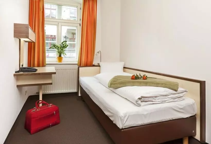 اتاق استاندارد یک نفره, Goldene Krone Innsbruck