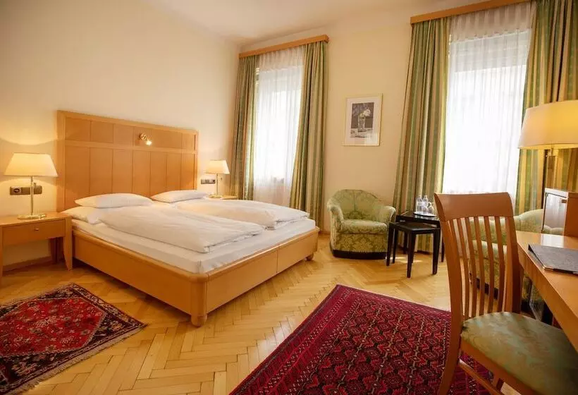 Quarto clássico, Gollner