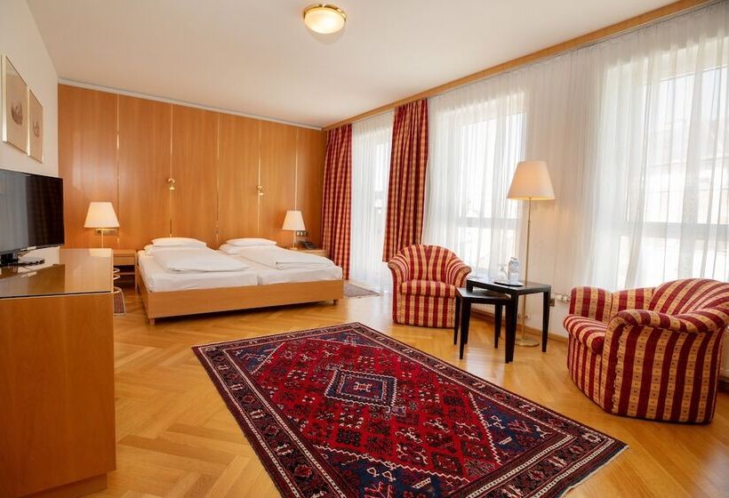 商务房间, Gollner