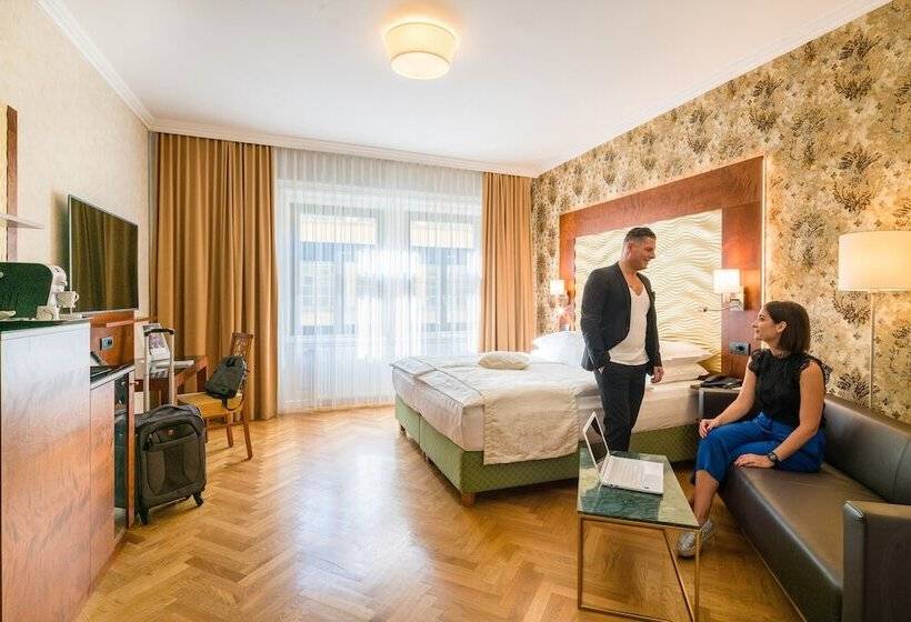 اتاق لوکس, Josefshof Am Rathaus