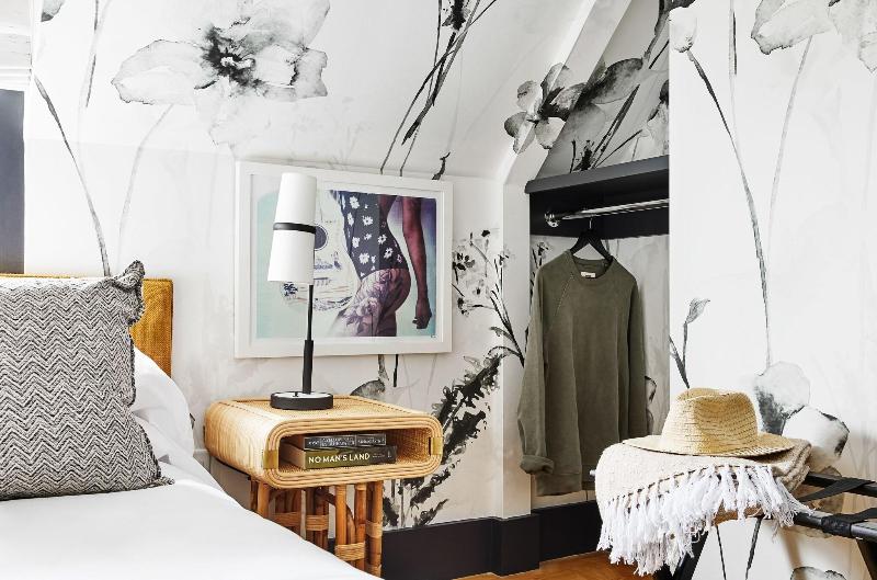 سوییت جونیور, Josefshof Am Rathaus