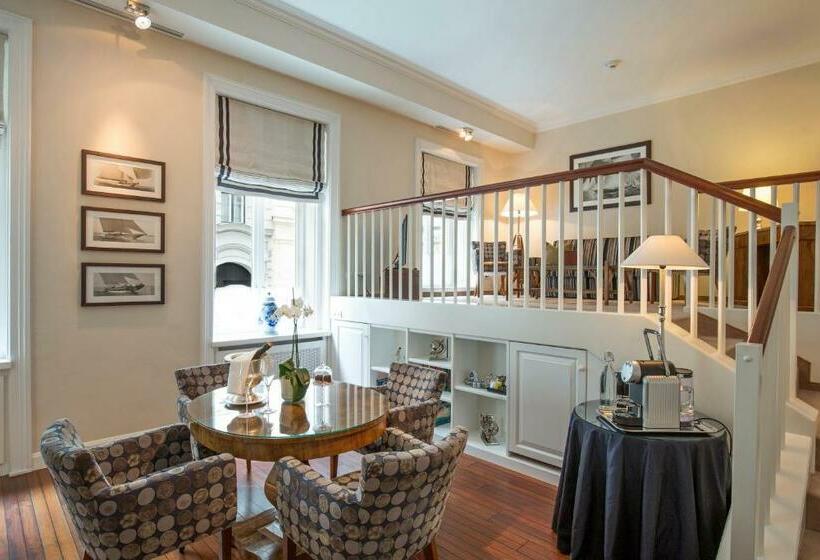 سوئیت پریمیوم, Kaiserhof Wien