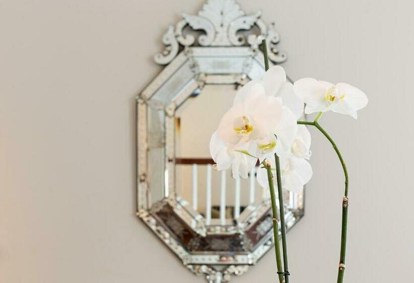 سوئیت پریمیوم, Kaiserhof Wien