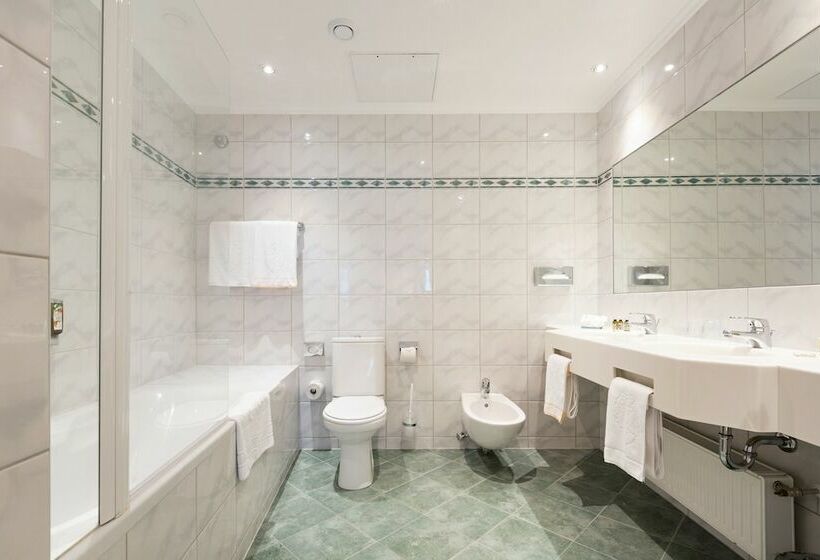 اتاق سوپریور, Kaiserhof Wien