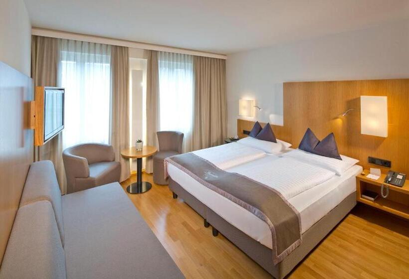 Номер Стандарт, Maximilian  Stadthaus Penz