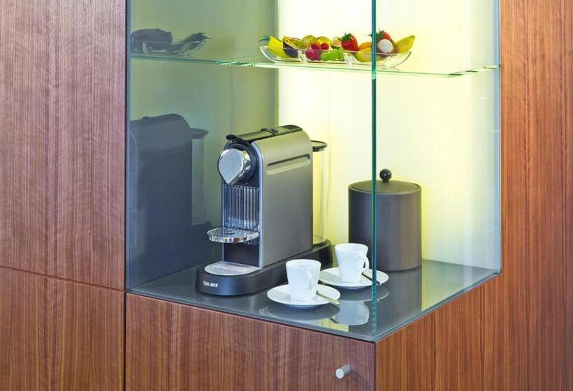 Полулюкс, Maximilian  Stadthaus Penz