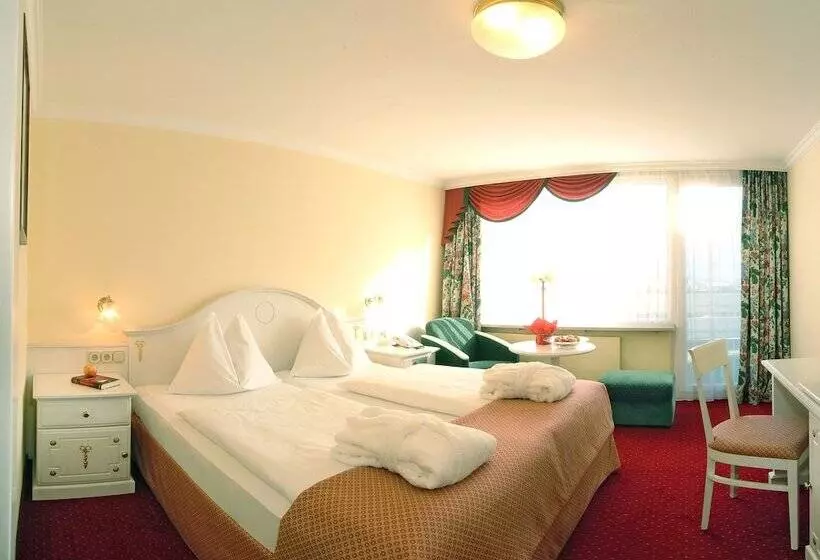 اتاق استاندارد با بالکن, Norica   Thermenhotels Gastein Mit Dem Bademantel Direkt In Die Therme