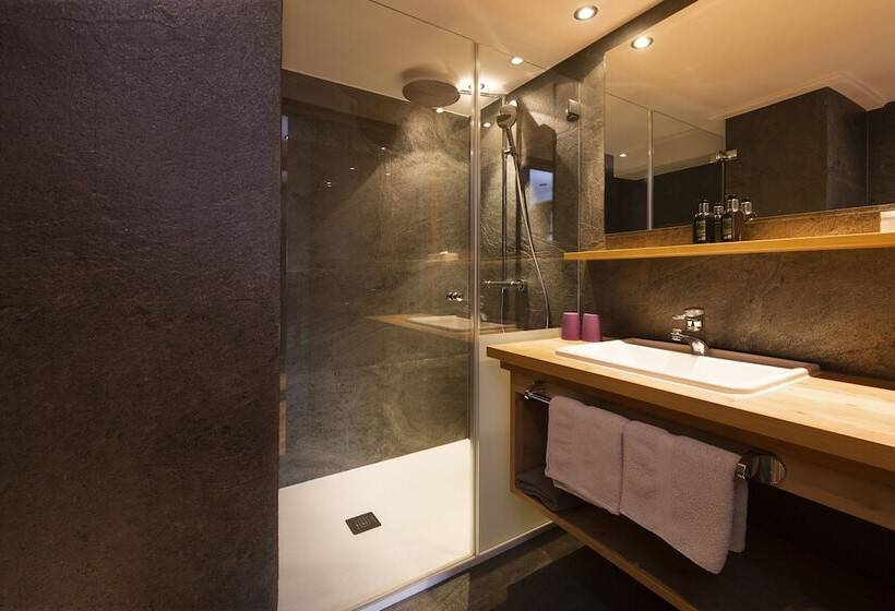 스탠다드 룸, Sandhof