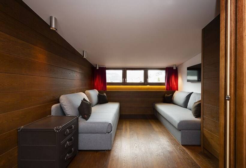 豪华套房, Sandhof