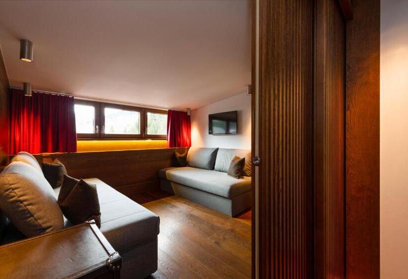 豪华套房, Sandhof