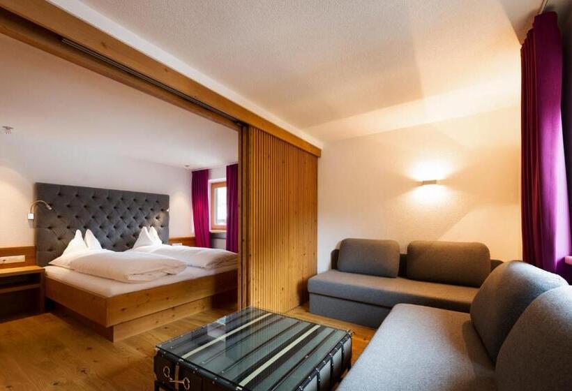 家庭小型套房, Sandhof