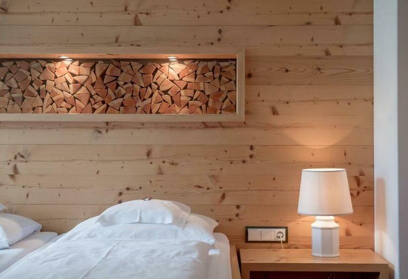 Номер Стандарт с Балконом, Seefelderhof