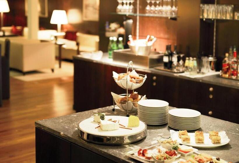 クラブルーム, Sheraton Grand Salzburg