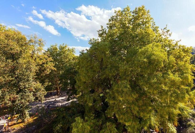 クラブルーム, Sheraton Grand Salzburg