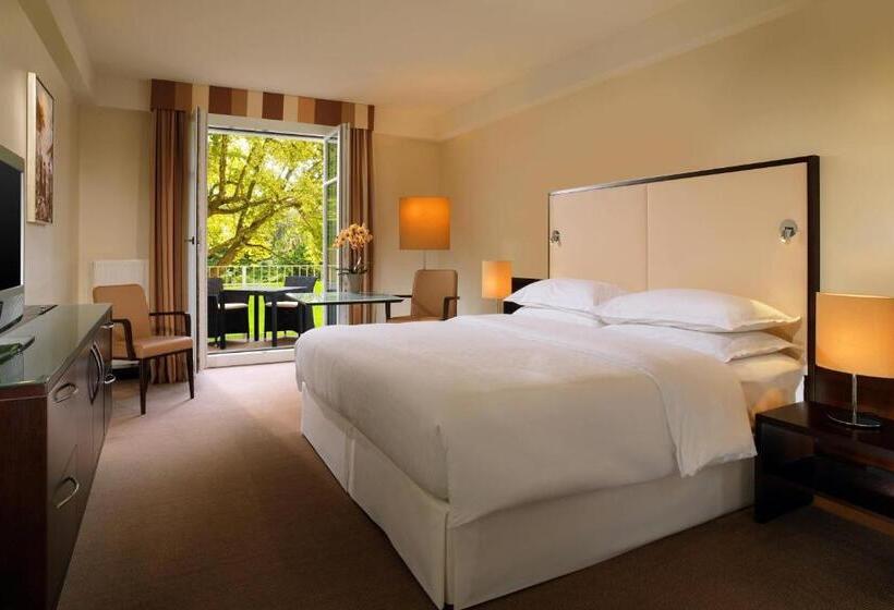 テラス付きスタンダードルーム, Sheraton Grand Salzburg