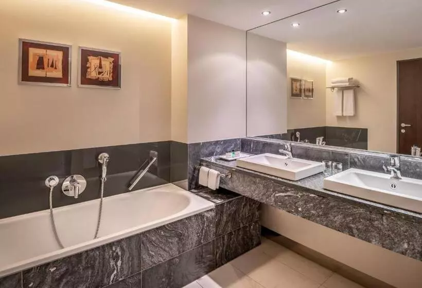 مجموعه ویستا شهر, Sheraton Grand Salzburg
