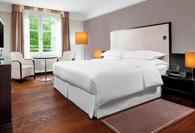 クラブルーム, Sheraton Grand Salzburg