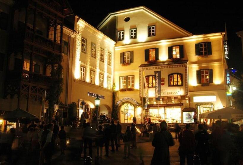 جناح جونيور مطل على الجبل, Spa Hotel Erzherzog Johann