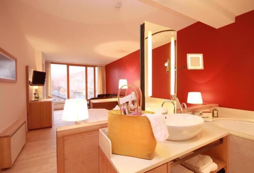 جناح جونيور مطل على الجبل, Spa Hotel Erzherzog Johann