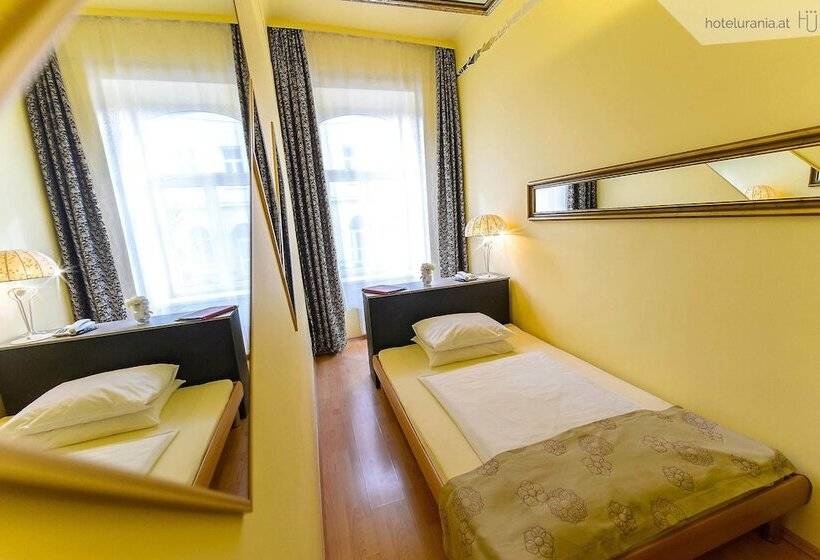 اتاق استاندارد یک نفره, Urania