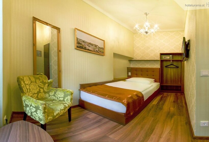 اتاق استاندارد یک نفره, Urania