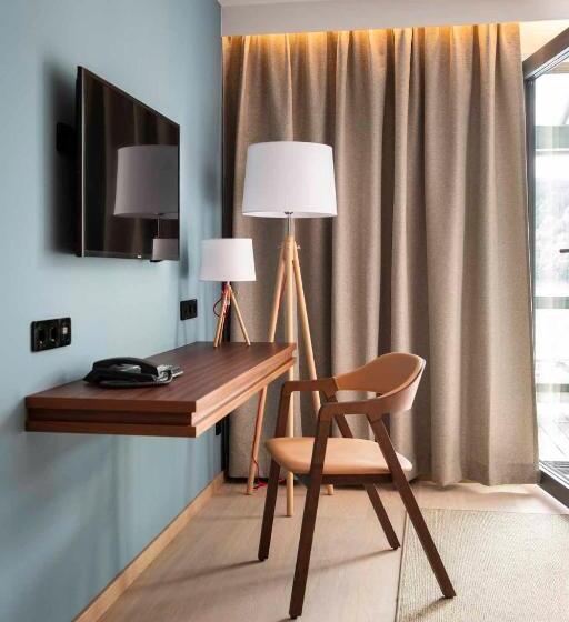 غرفة ديلوكس مطلة على البحيرة, Seeglück Hotel Forelle Superior