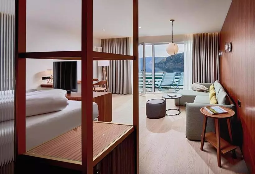 Suite with lake view, Seeglück Hotel Forelle Superior
